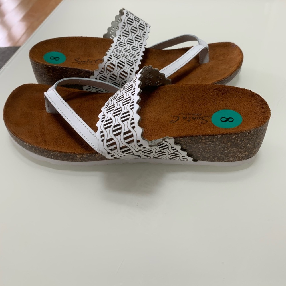 SZ 8 Handmade in Tuscany Cork Leather Upper Sandals